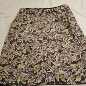 Retro above the knee pencil skirt